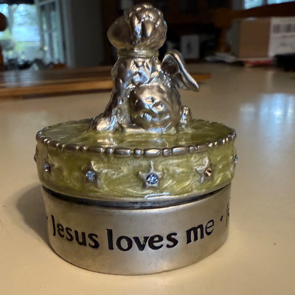 Easter Lamb Pewter Trinket Case - Picture 2 of 4